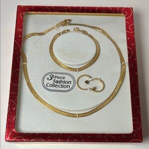 3 Piece Gold Tone Boxed Chain Fashion Jewelry Set- Necklace, Bracelet Earrings